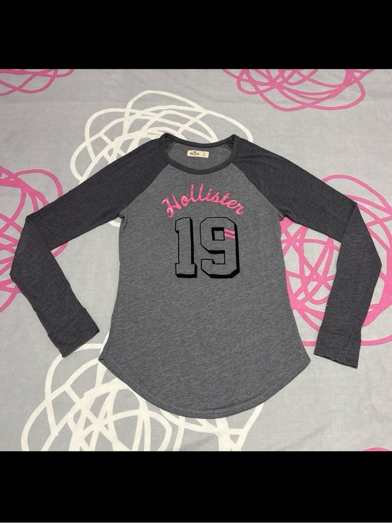Hollister Tops - Hollister Grey Varsity Long Sleeve Top